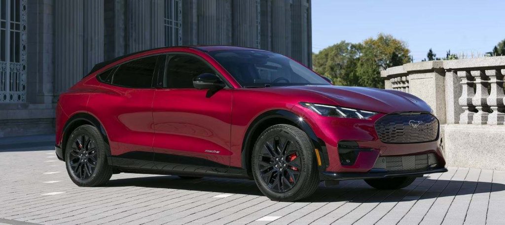 2025-ford-mach-e-exterior