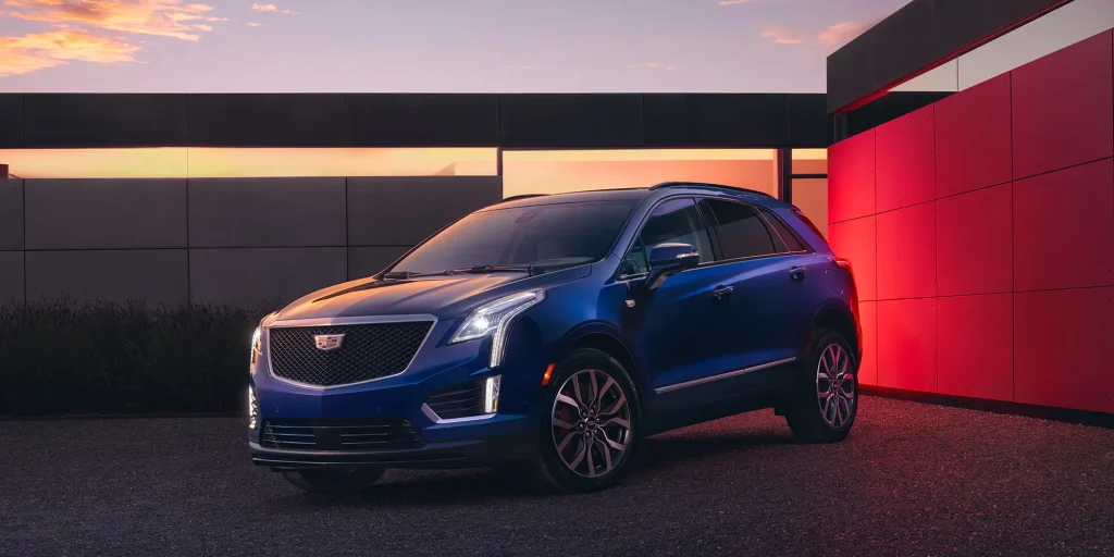 2025 Cadillac xt5 exterior front