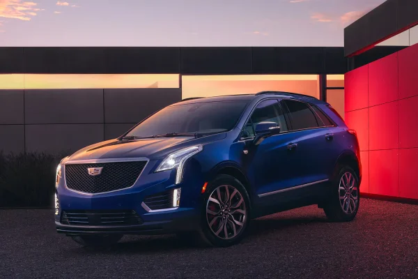 2025 Cadillac xt5 exterior front