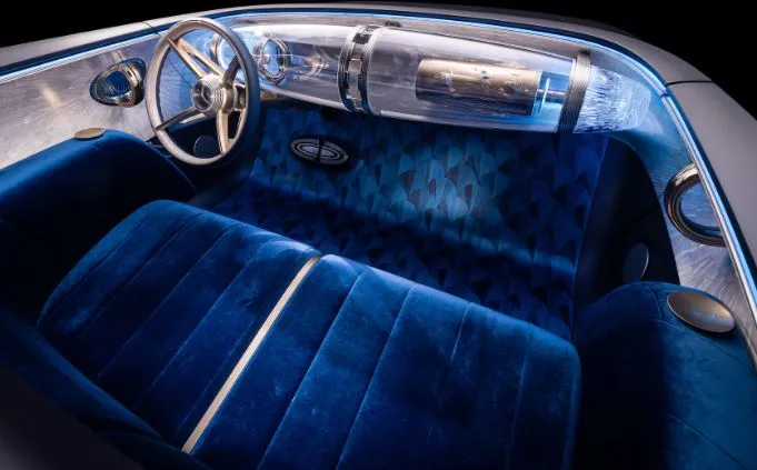 mercedes-benz vision-iconic interior